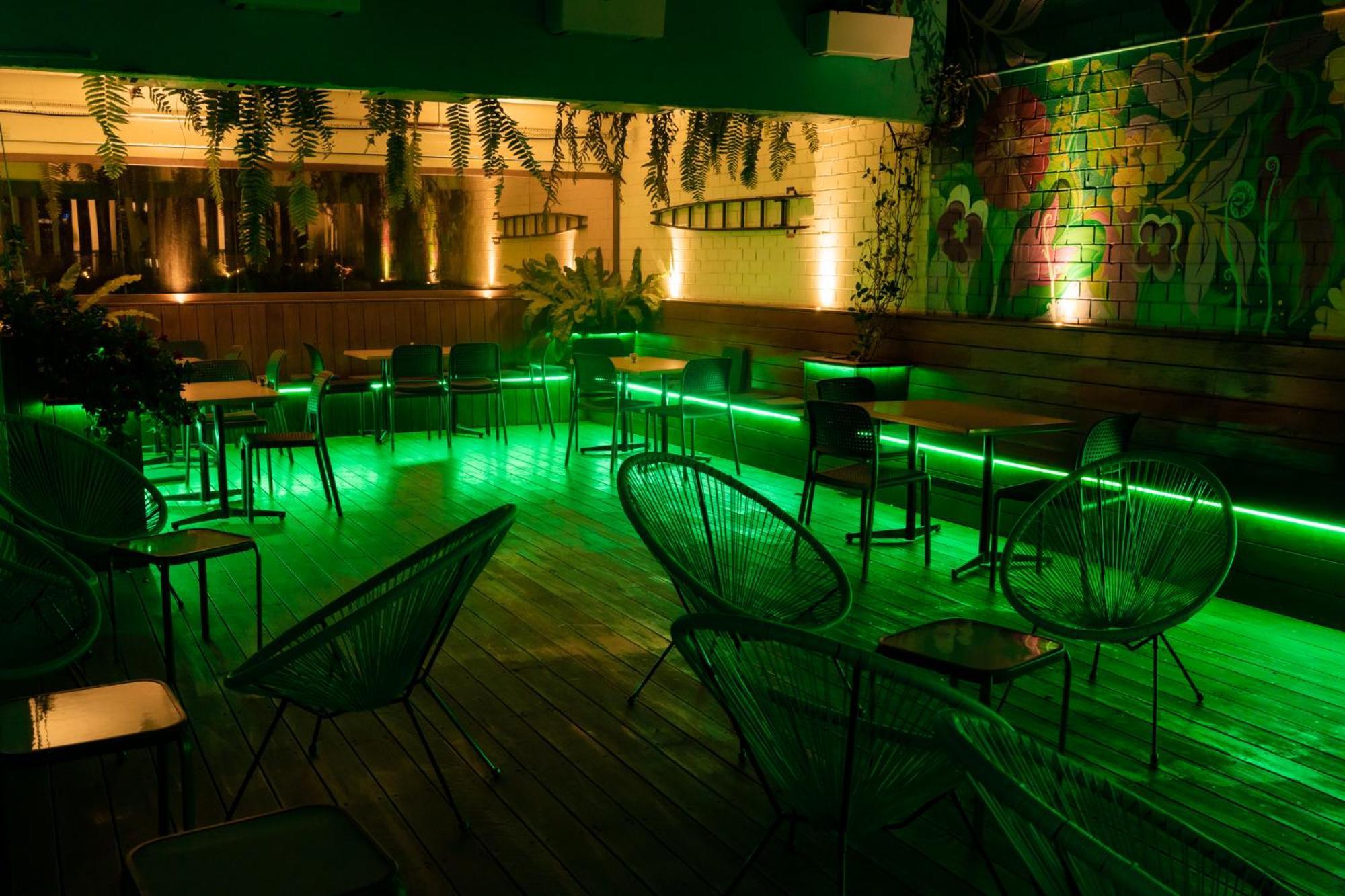 Flinders Backpackers Hostel เมลเบิร์น ภายนอก รูปภาพ