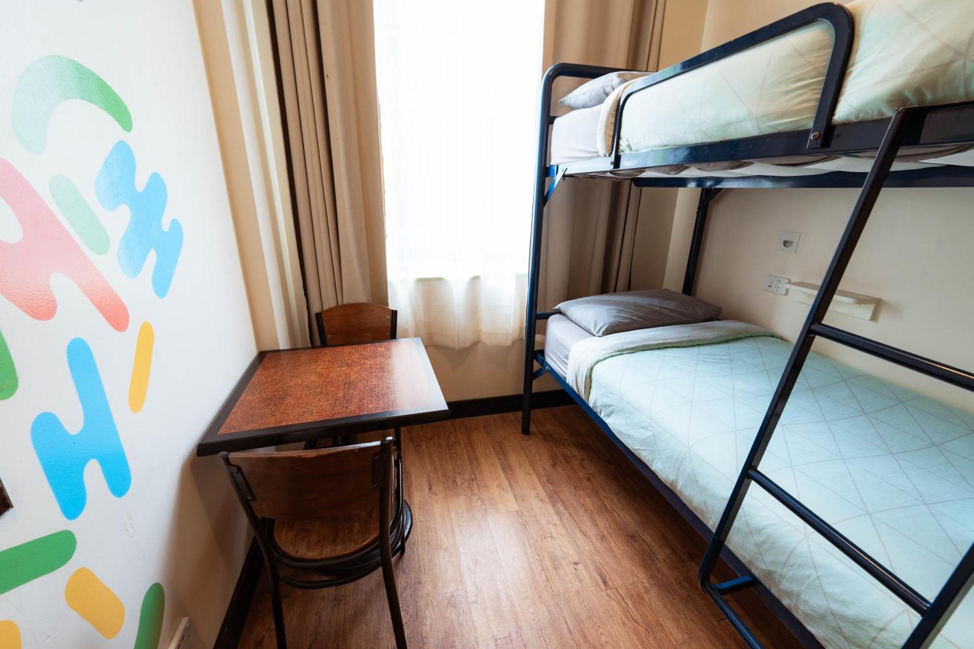 Flinders Backpackers Hostel เมลเบิร์น ภายนอก รูปภาพ