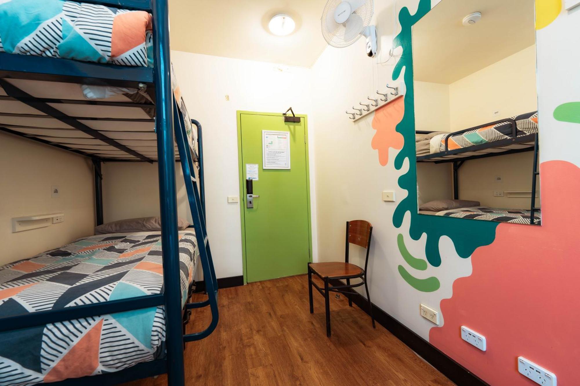 Flinders Backpackers Hostel เมลเบิร์น ห้อง รูปภาพ